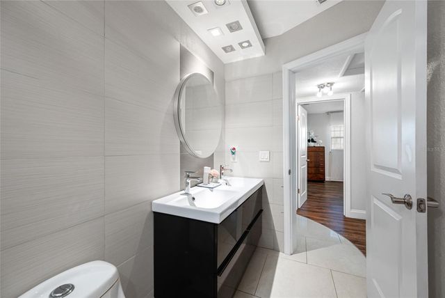 2212 NE COACHMAN ROAD, Clearwater, FL 33765