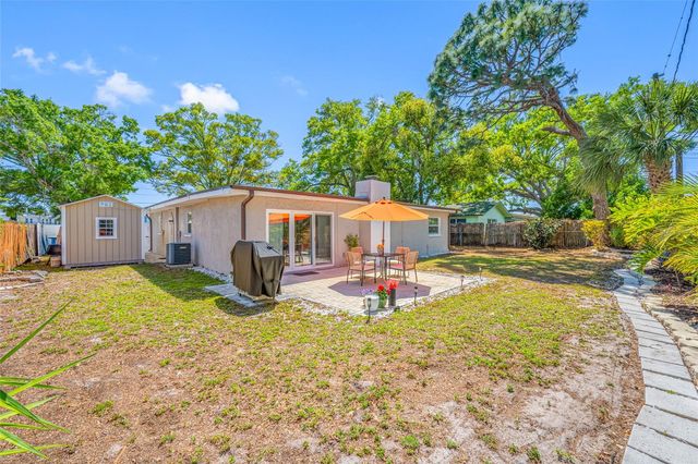 2212 NE COACHMAN ROAD, Clearwater, FL 33765