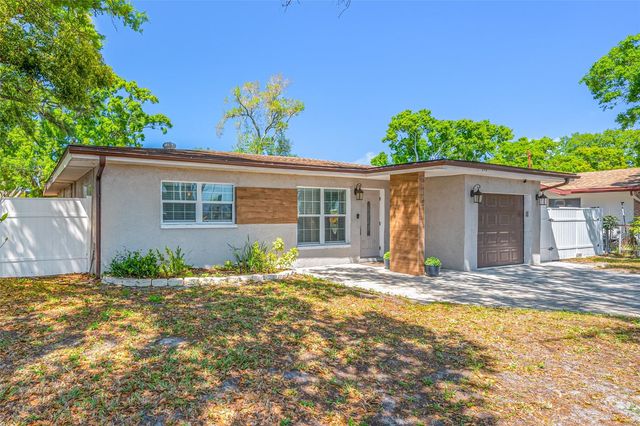 2212 NE COACHMAN ROAD, Clearwater, FL 33765