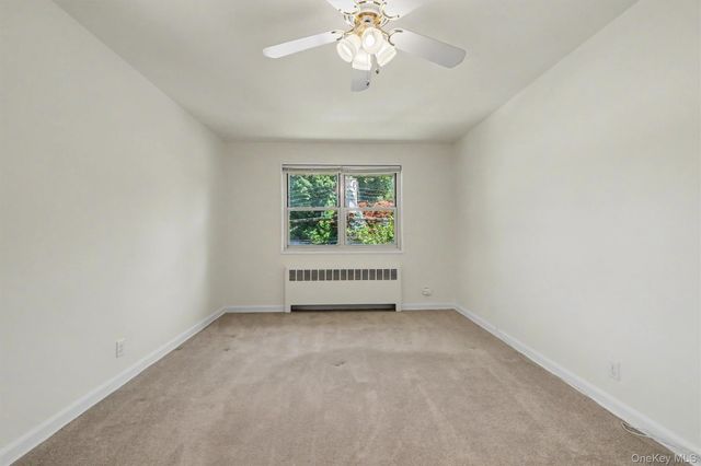 20 Dehaven Drive 2E, Yonkers, NY 10703