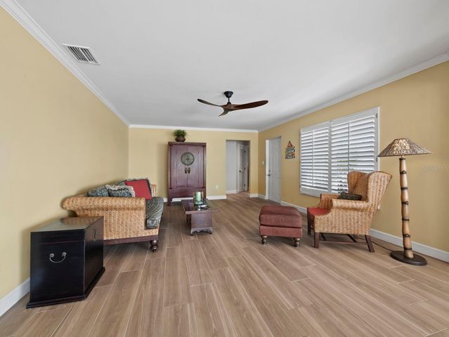 1336 BENJAMIN FRANKLIN DRIVE 2A, Sarasota, FL 34236