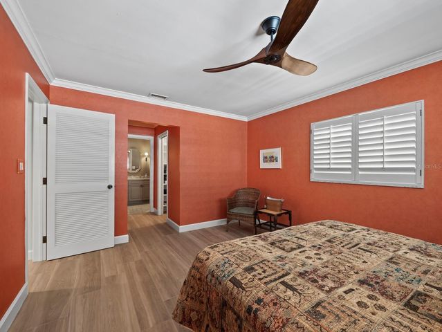 1336 BENJAMIN FRANKLIN DRIVE 2A, Sarasota, FL 34236