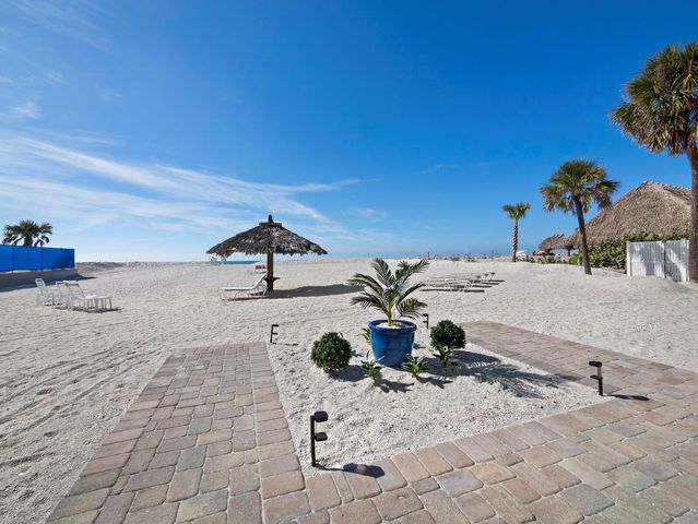 1336 BENJAMIN FRANKLIN DRIVE 2A, Sarasota, FL 34236