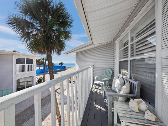 1336 BENJAMIN FRANKLIN DRIVE 2A, Sarasota, FL 34236