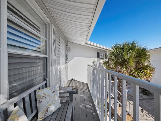 1336 BENJAMIN FRANKLIN DRIVE 2A, Sarasota, FL 34236