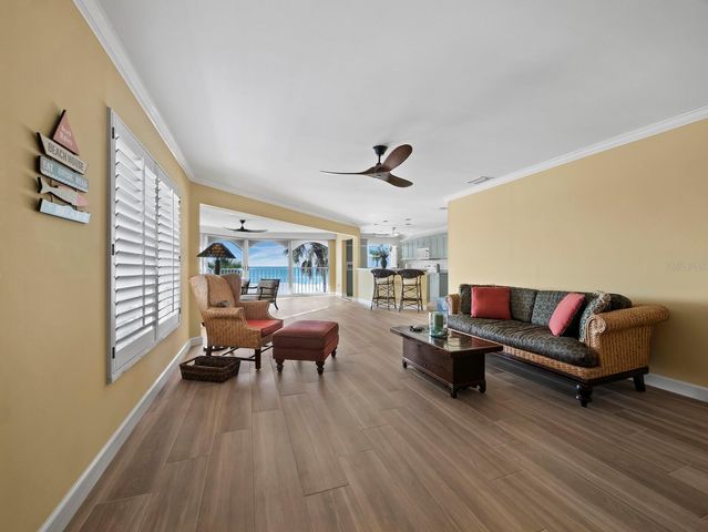 1336 BENJAMIN FRANKLIN DRIVE 2A, Sarasota, FL 34236