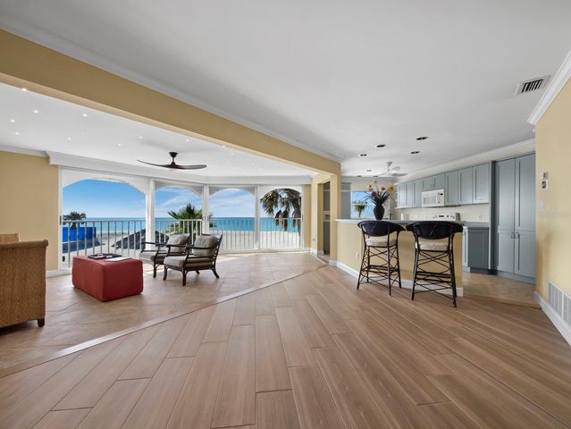 1336 BENJAMIN FRANKLIN DRIVE 2A, Sarasota, FL 34236