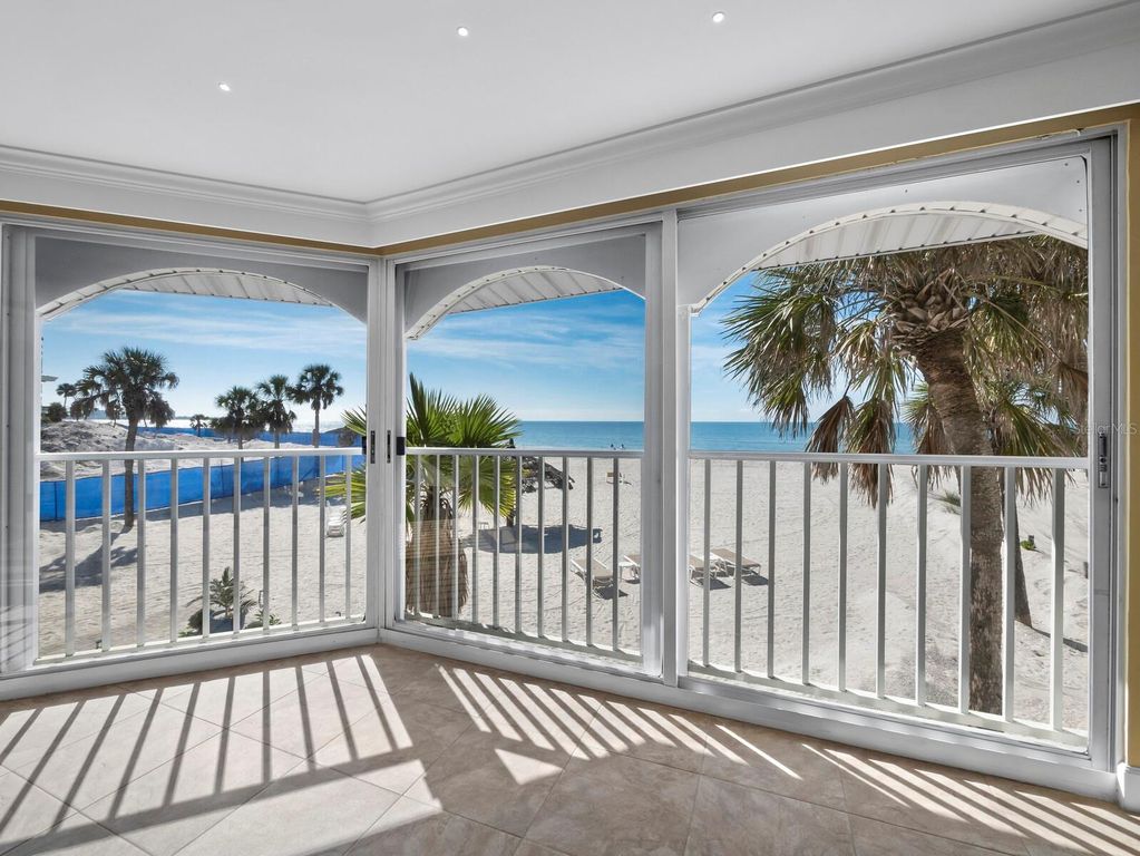 1336 BENJAMIN FRANKLIN DRIVE 2A, Sarasota, FL 34236