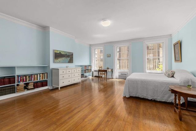 27 E 73rd Street, New York City, NY 10021