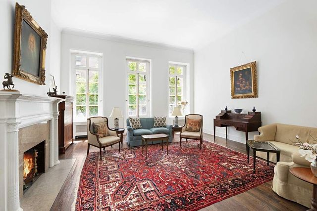 27 E 73rd Street, New York City, NY 10021