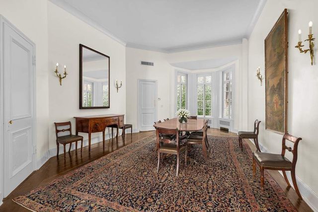 27 E 73rd Street, New York City, NY 10021