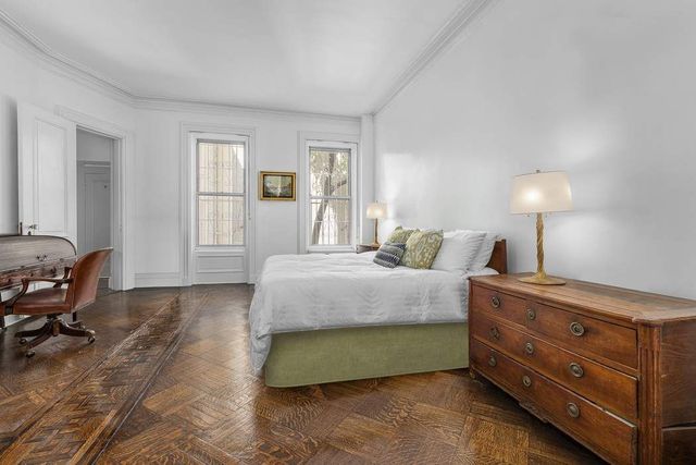 27 E 73rd Street, New York City, NY 10021