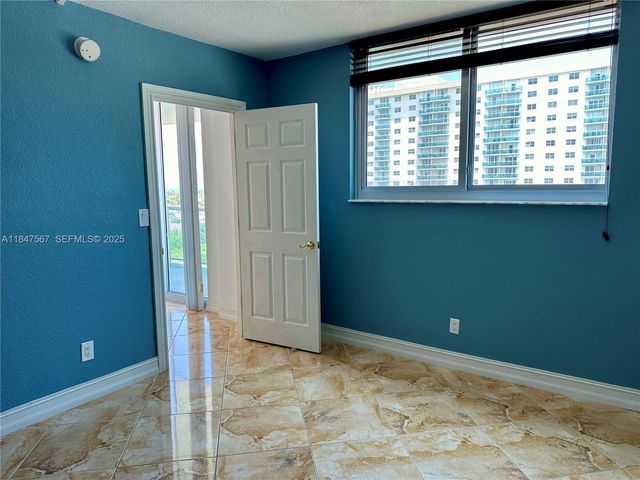 19380 Collins Avenue 802, Sunny Isles Beach, FL 33160