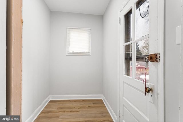 523 COLLINGDALE AVE, Collingdale, PA 19023