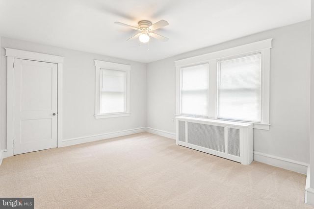 523 COLLINGDALE AVE, Collingdale, PA 19023