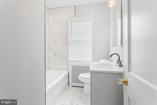 523 COLLINGDALE AVE, Collingdale, PA 19023