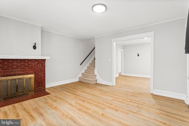 523 COLLINGDALE AVE, Collingdale, PA 19023