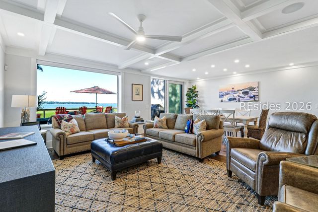 41 Lighthouse Ln, Hilton Head Island, SC 29928