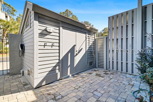 41 Lighthouse Ln, Hilton Head Island, SC 29928