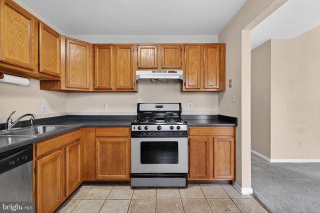 4202 WALTHAM CT, Yardley, PA 19067