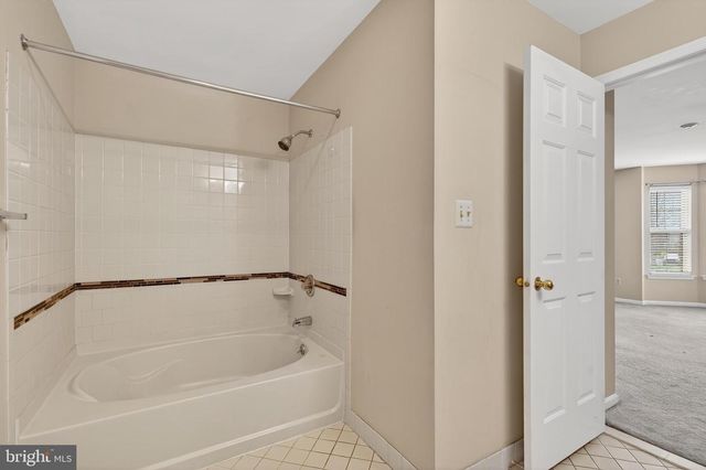 4202 WALTHAM CT, Yardley, PA 19067