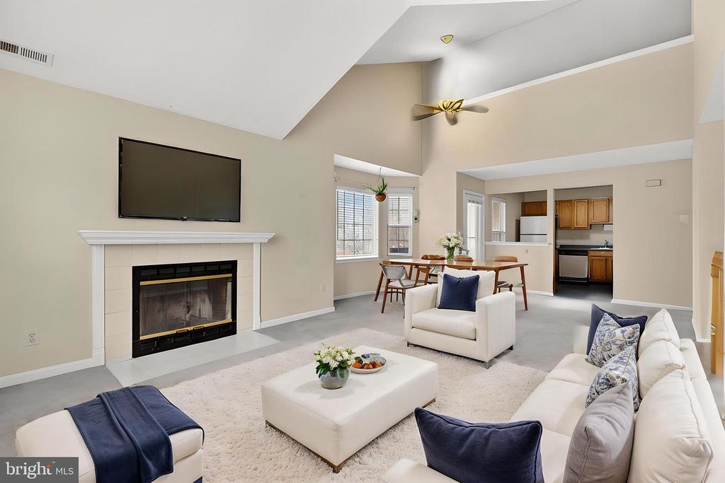 4202 WALTHAM CT, Yardley, PA 19067