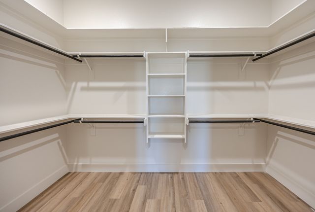 5200 Helmick Avenue, Fort Worth, TX 76107