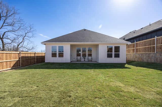 5200 Helmick Avenue, Fort Worth, TX 76107