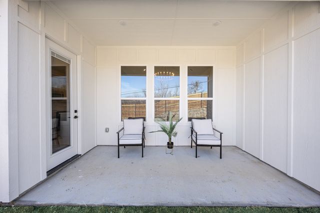 5200 Helmick Avenue, Fort Worth, TX 76107