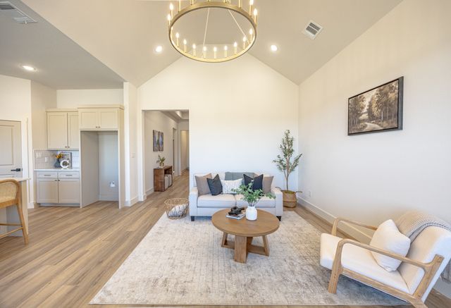 5200 Helmick Avenue, Fort Worth, TX 76107