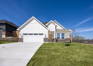 5200 Helmick Avenue, Fort Worth, TX 76107