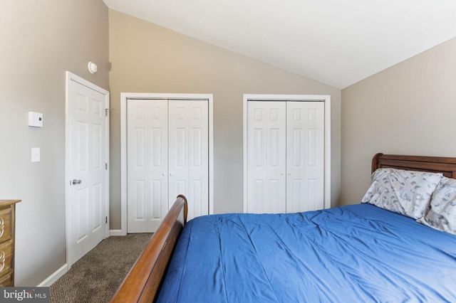 15 ONEIDA TRL, Hedgesville, WV 25427