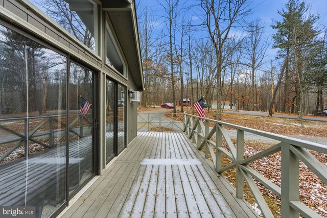 15 ONEIDA TRL, Hedgesville, WV 25427