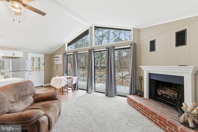 15 ONEIDA TRL, Hedgesville, WV 25427