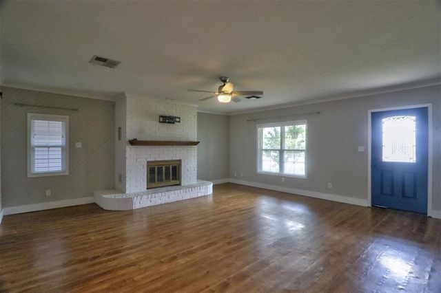 700 Dolby St Street, Lake Charles, LA 70605