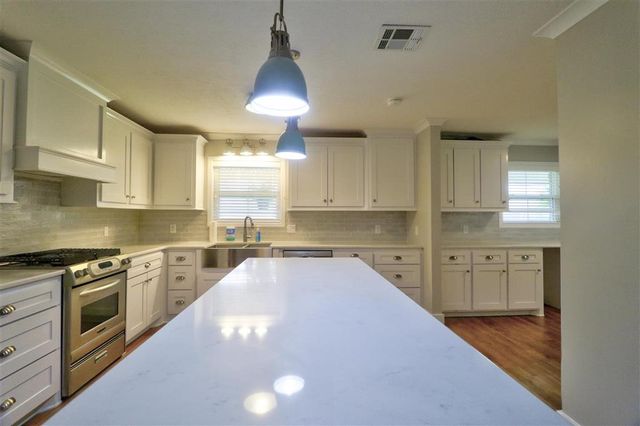 700 Dolby St Street, Lake Charles, LA 70605