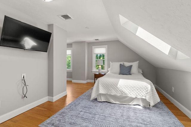 189 Conant St 189, Concord, MA 01742