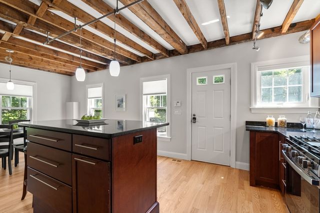189 Conant St 189, Concord, MA 01742
