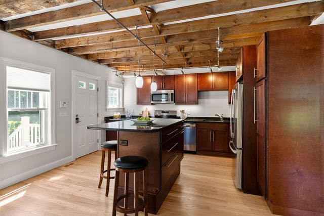 189 Conant St 189, Concord, MA 01742