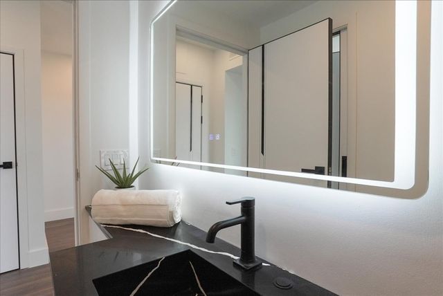 29 Woodford St 2, Boston, MA 02125
