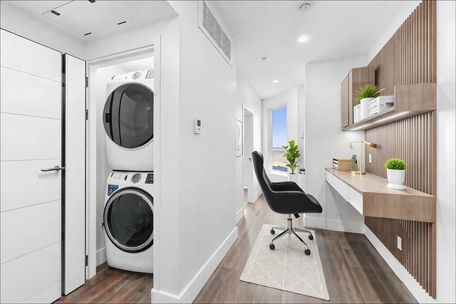 29 Woodford St 2, Boston, MA 02125