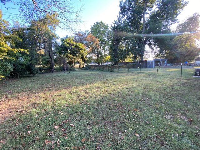 307 Market Street, Dardanelle, AR 72834