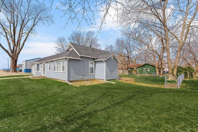 200 W 2nd Street, Garden City, MO 64747