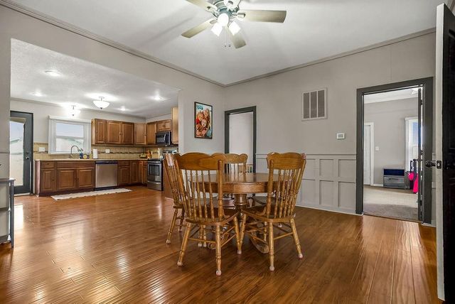 200 W 2nd Street, Garden City, MO 64747