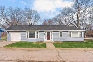 200 W 2nd Street, Garden City, MO 64747
