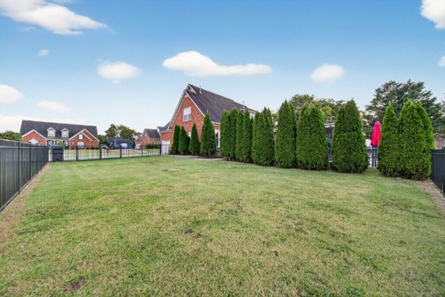 1021 Shoreham St, Murfreesboro, TN 37130