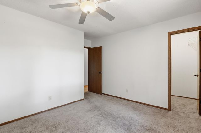 9440 Park Avenue S, Bloomington, MN 55420