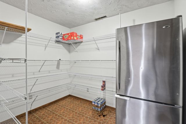 9440 Park Avenue S, Bloomington, MN 55420