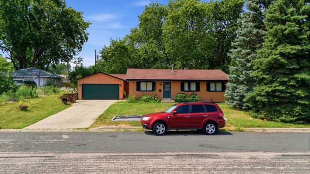 9440 Park Avenue S, Bloomington, MN 55420
