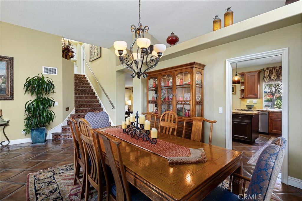 Image 15 of property listing at 5376 Edgewood Drive, La Verne, CA 91750